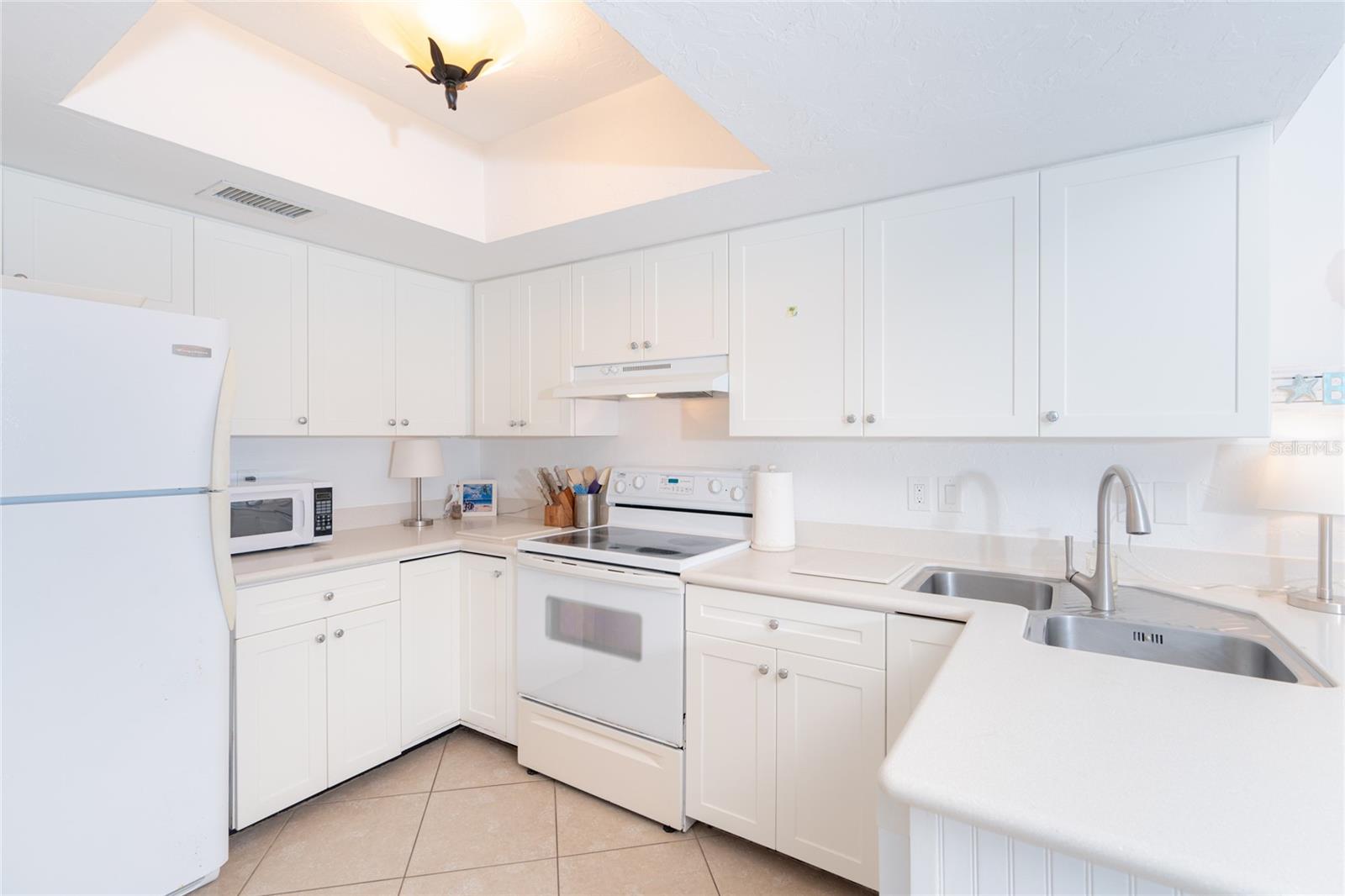 7450 Palm Island Dr #3411 Property Photo 10
