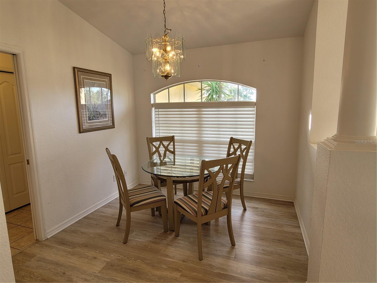 72 Long Meadow Ct Property Photo 10
