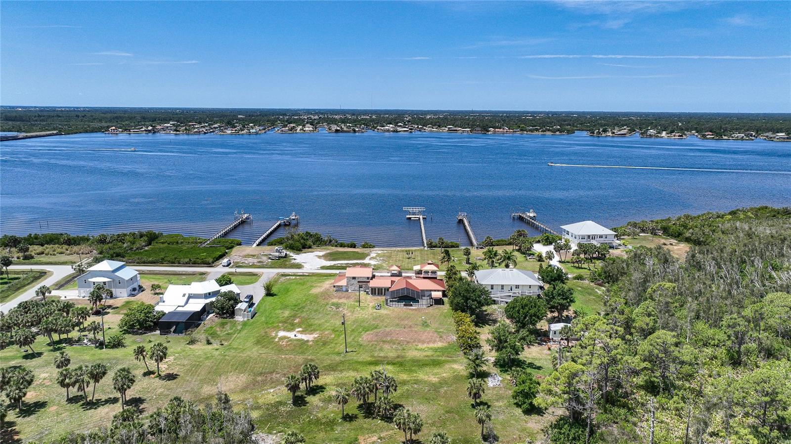 14234 River Beach Dr Property Photo 8