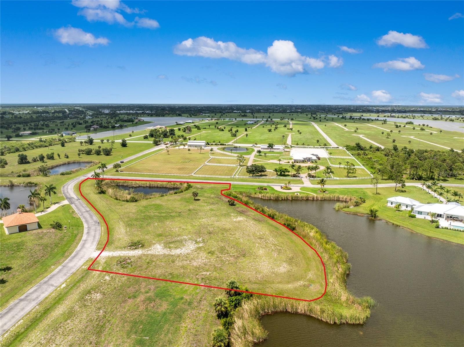 11520 Equestrian Ct Property Photo 4