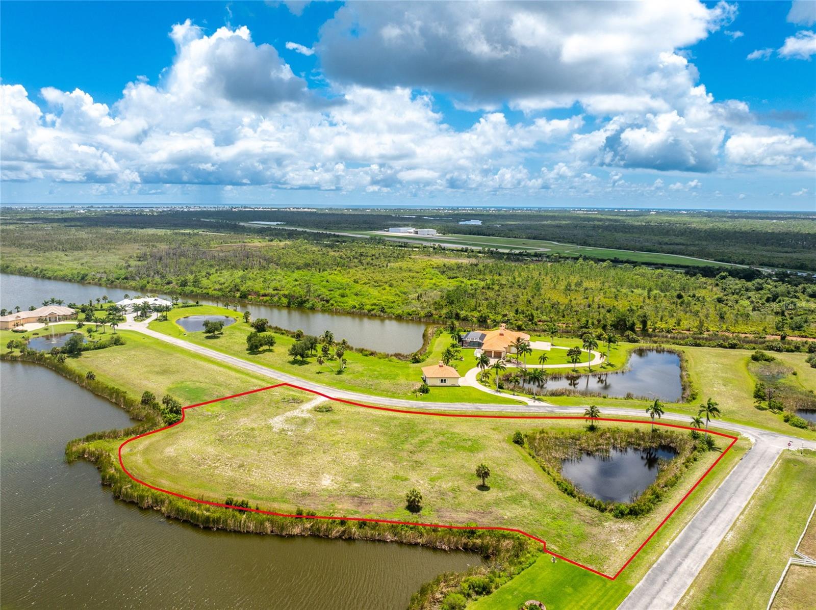 11520 Equestrian Ct Property Photo 6