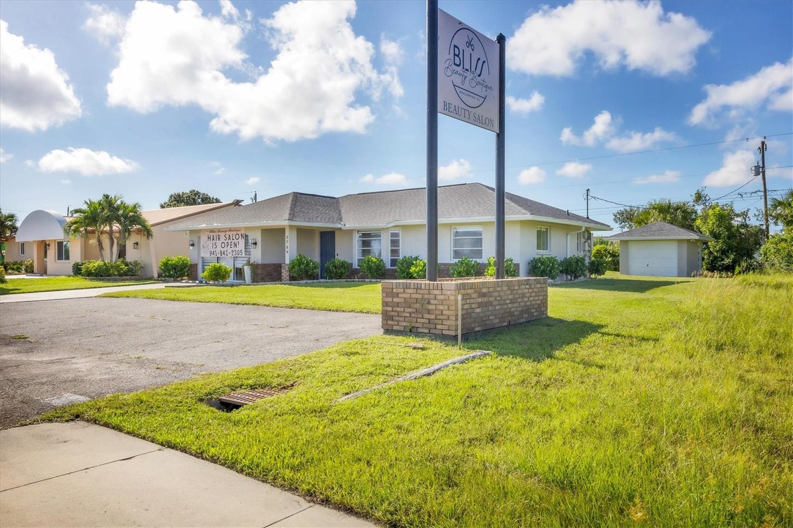 3789 S Access Rd Property Photo 2