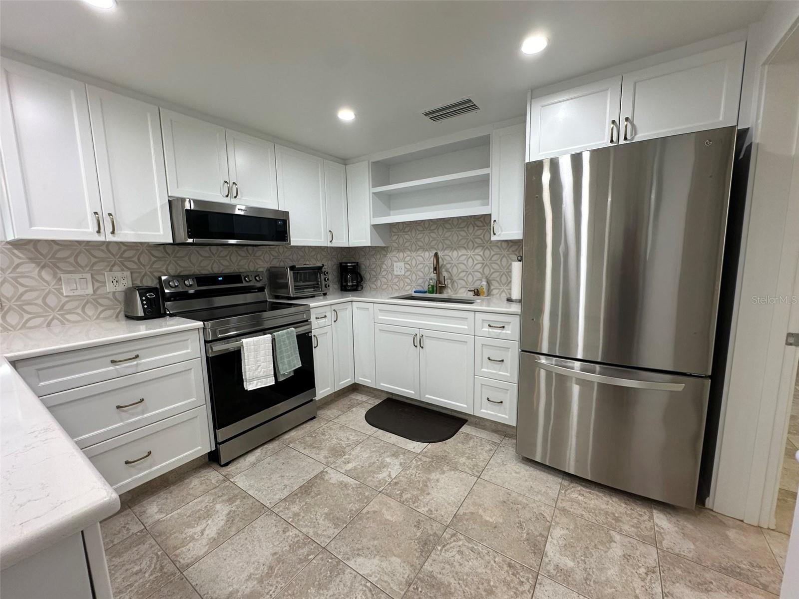 1575 Loralin Dr Property Photo 10