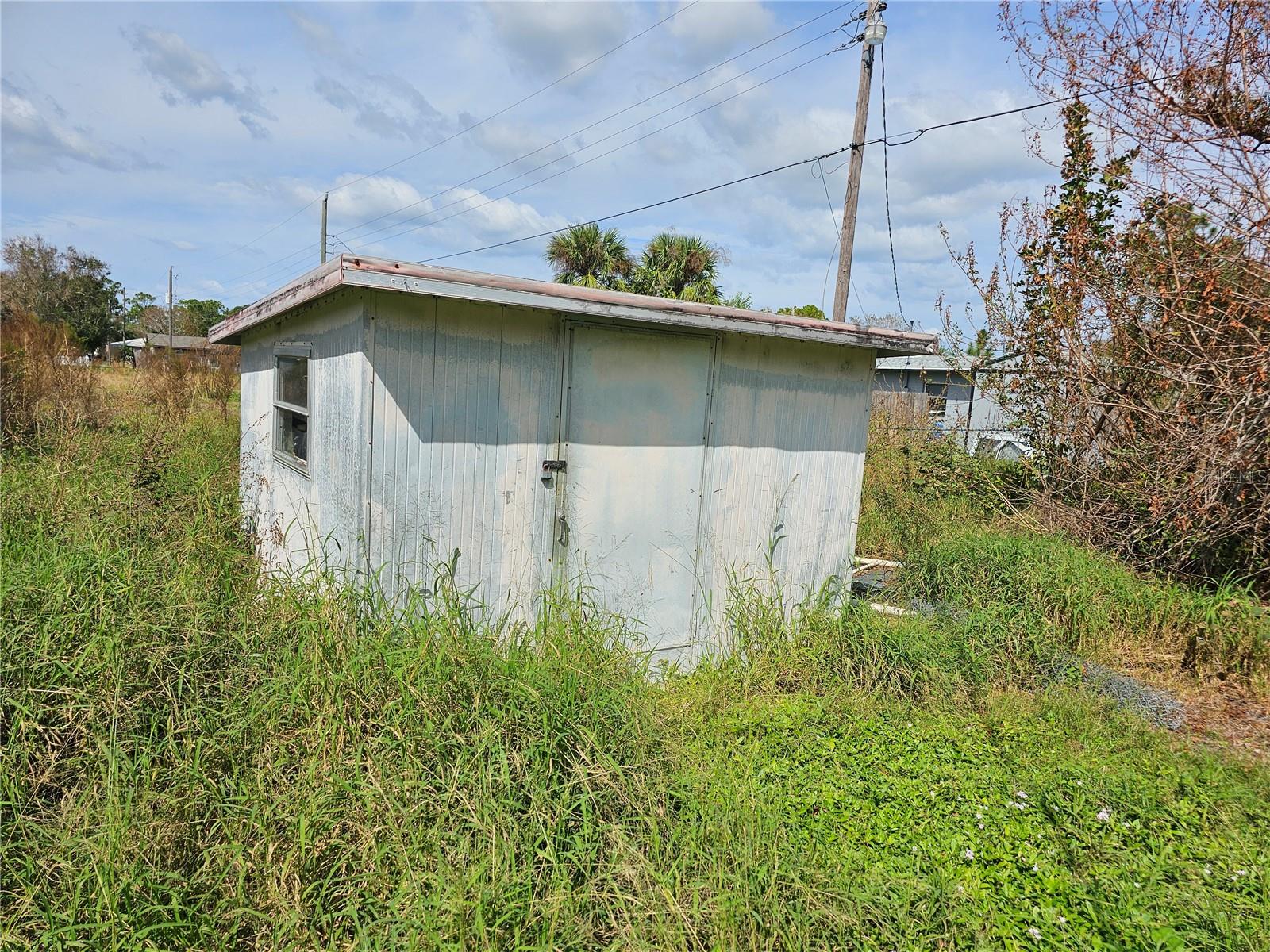 11290 6th Ave Property Photo 3
