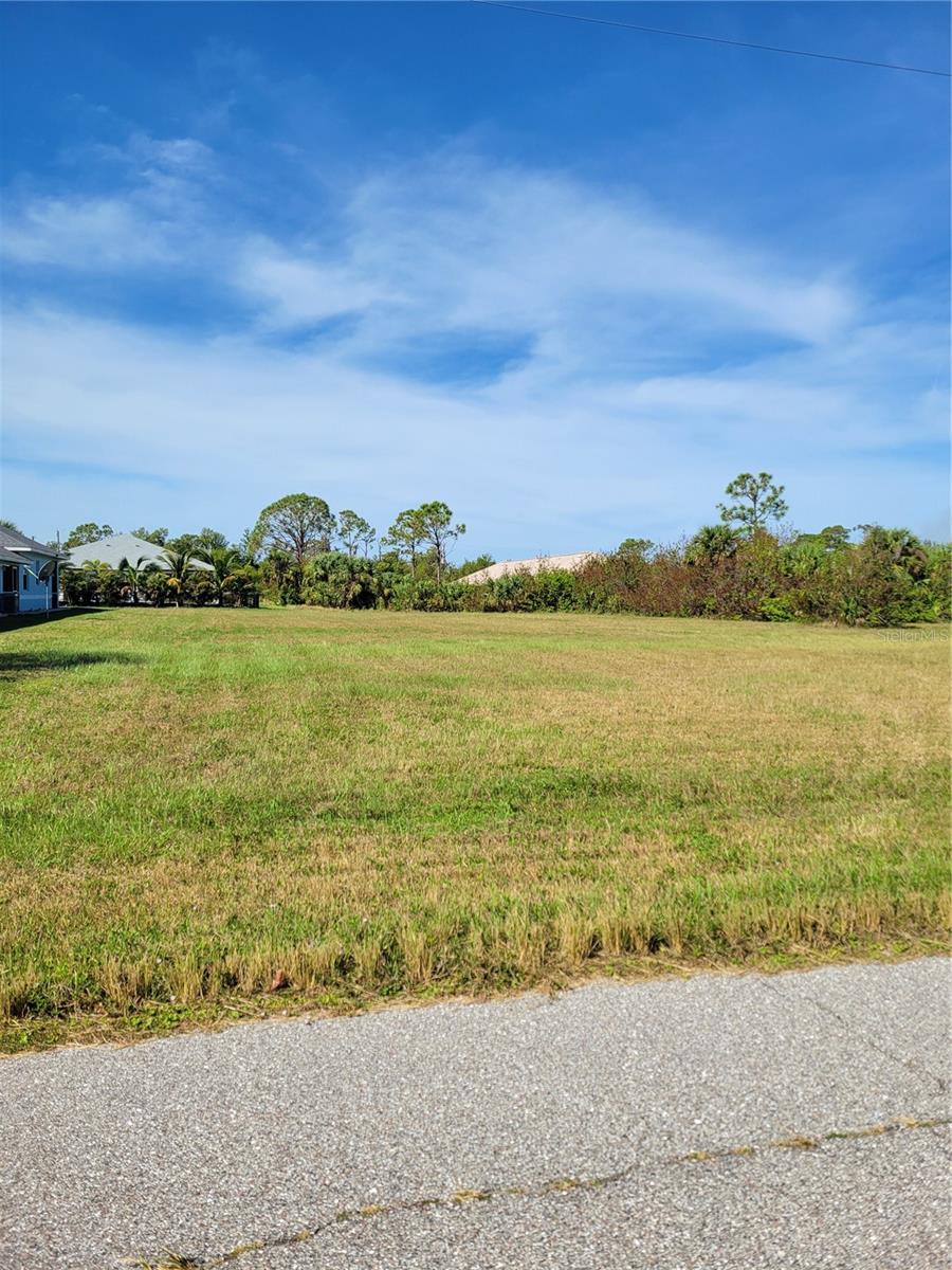 9 Hyde Ct Property Photo 3