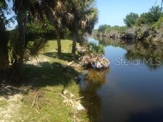 328 Baytree Dr Property Photo 5