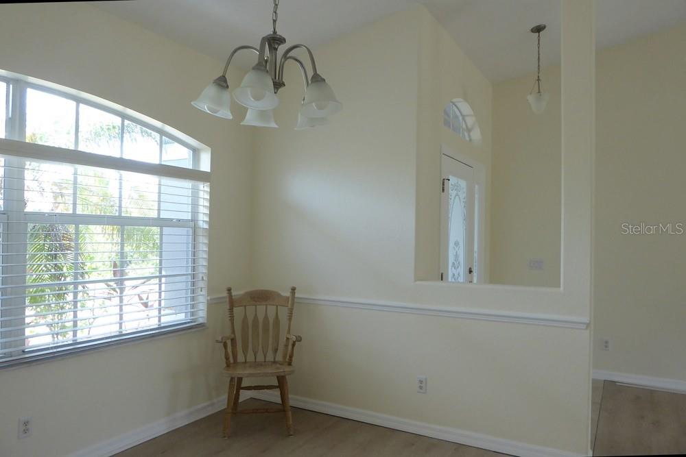328 Baytree Dr Property Photo 8