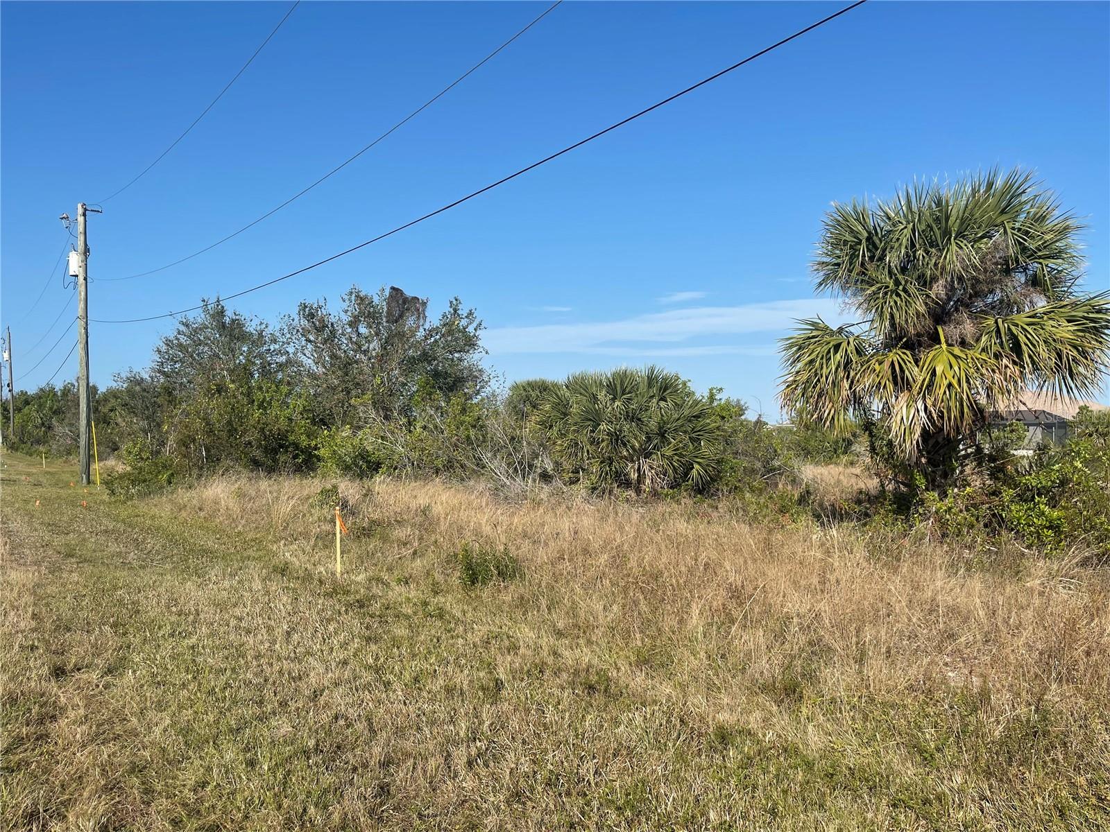 15594 Stuart Cir Property Photo 7