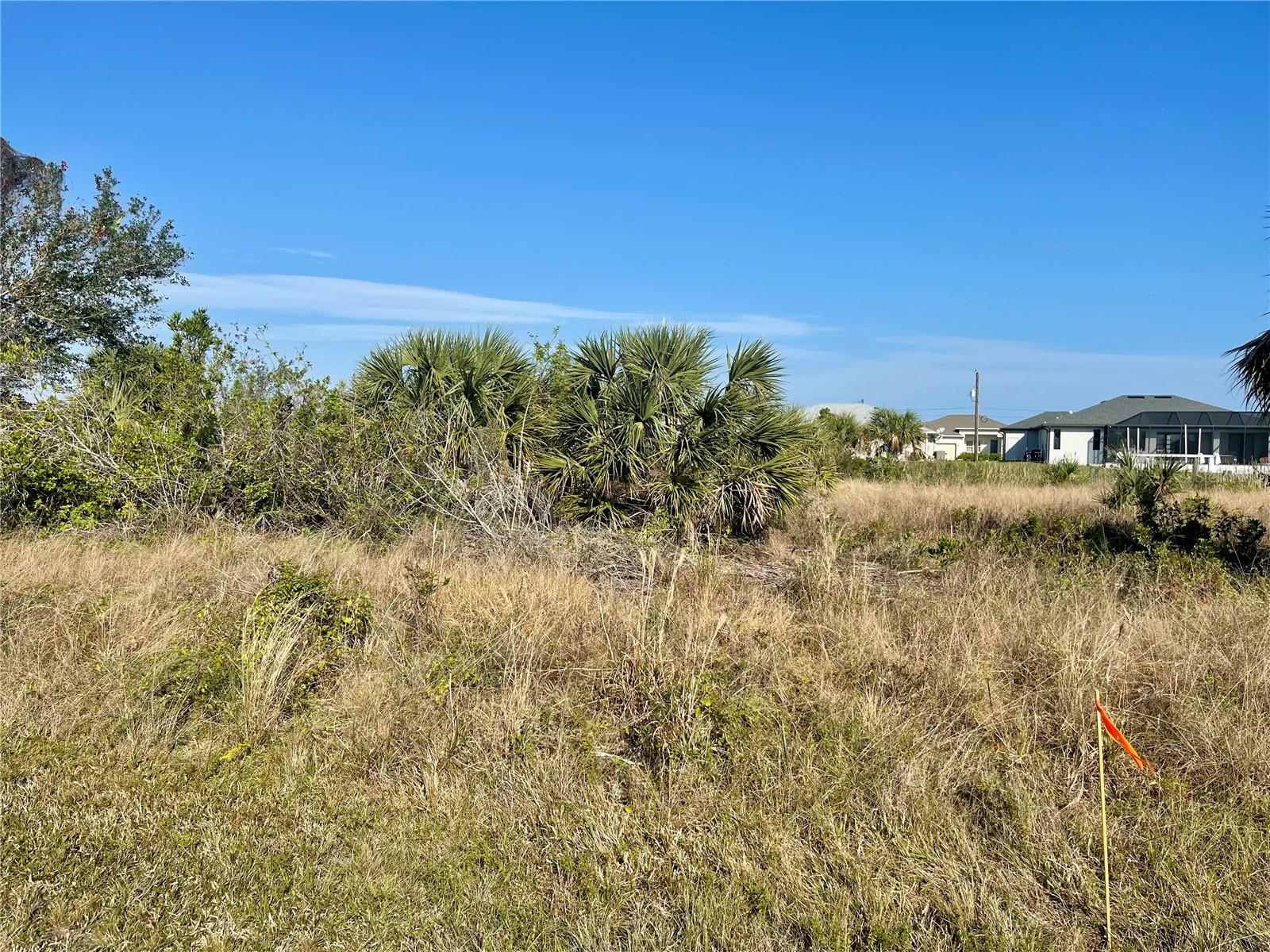 15594 Stuart Cir Property Photo 8