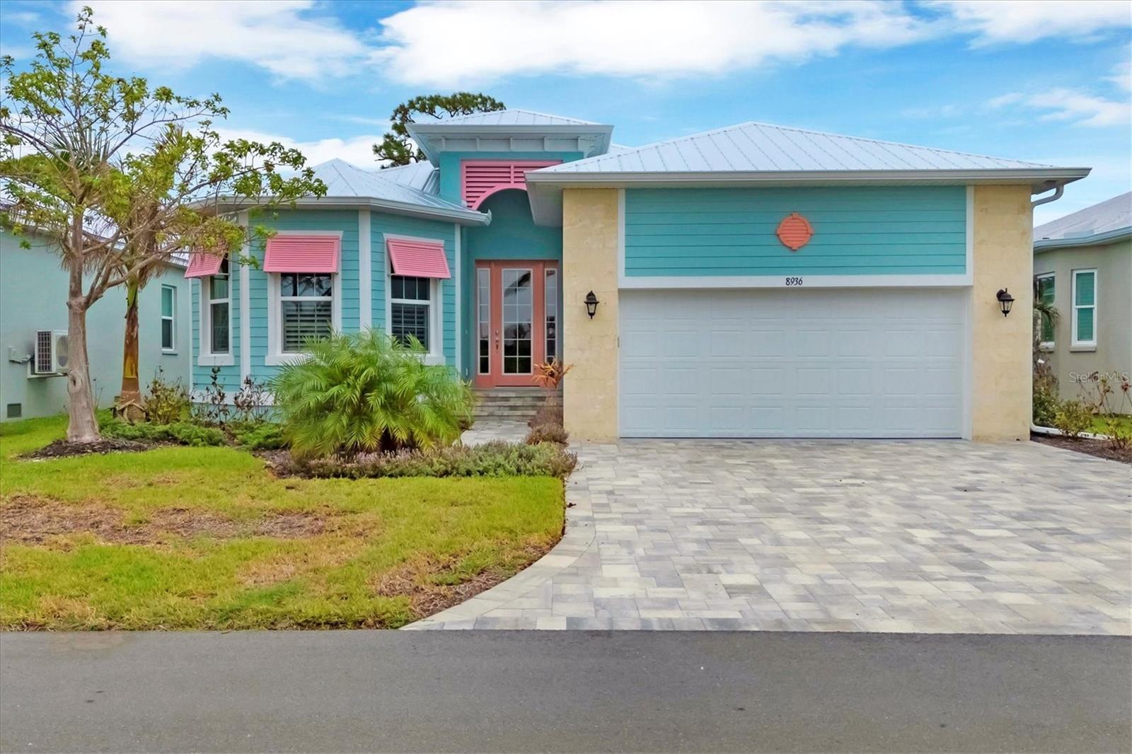 8936 Scallop Way Property Photo 4