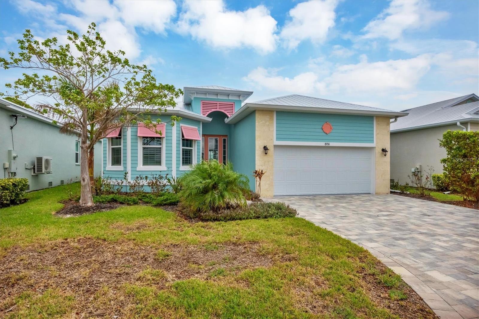 8936 Scallop Way Property Photo 5