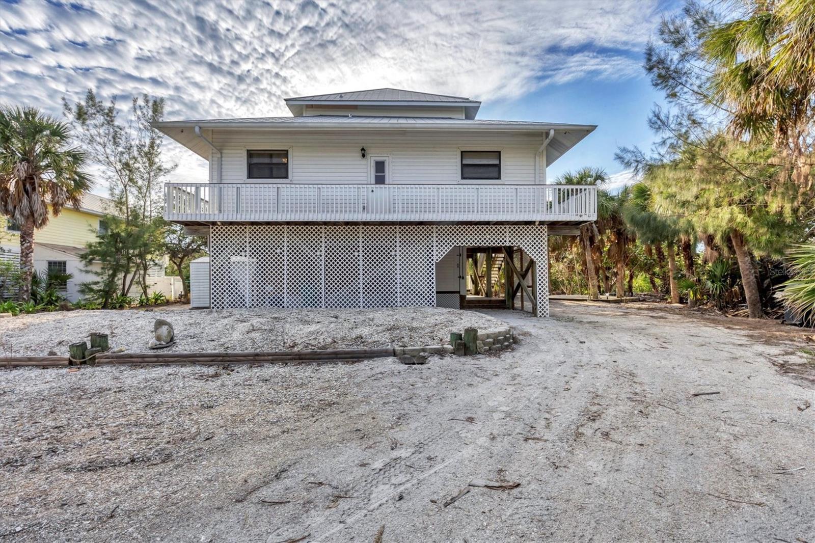 51 Palm Dr Property Photo 4