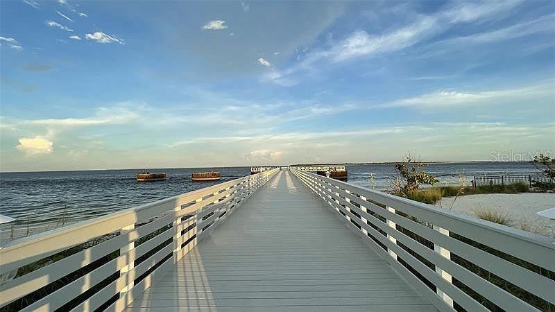 869 Hill Tide Ln Property Photo 8