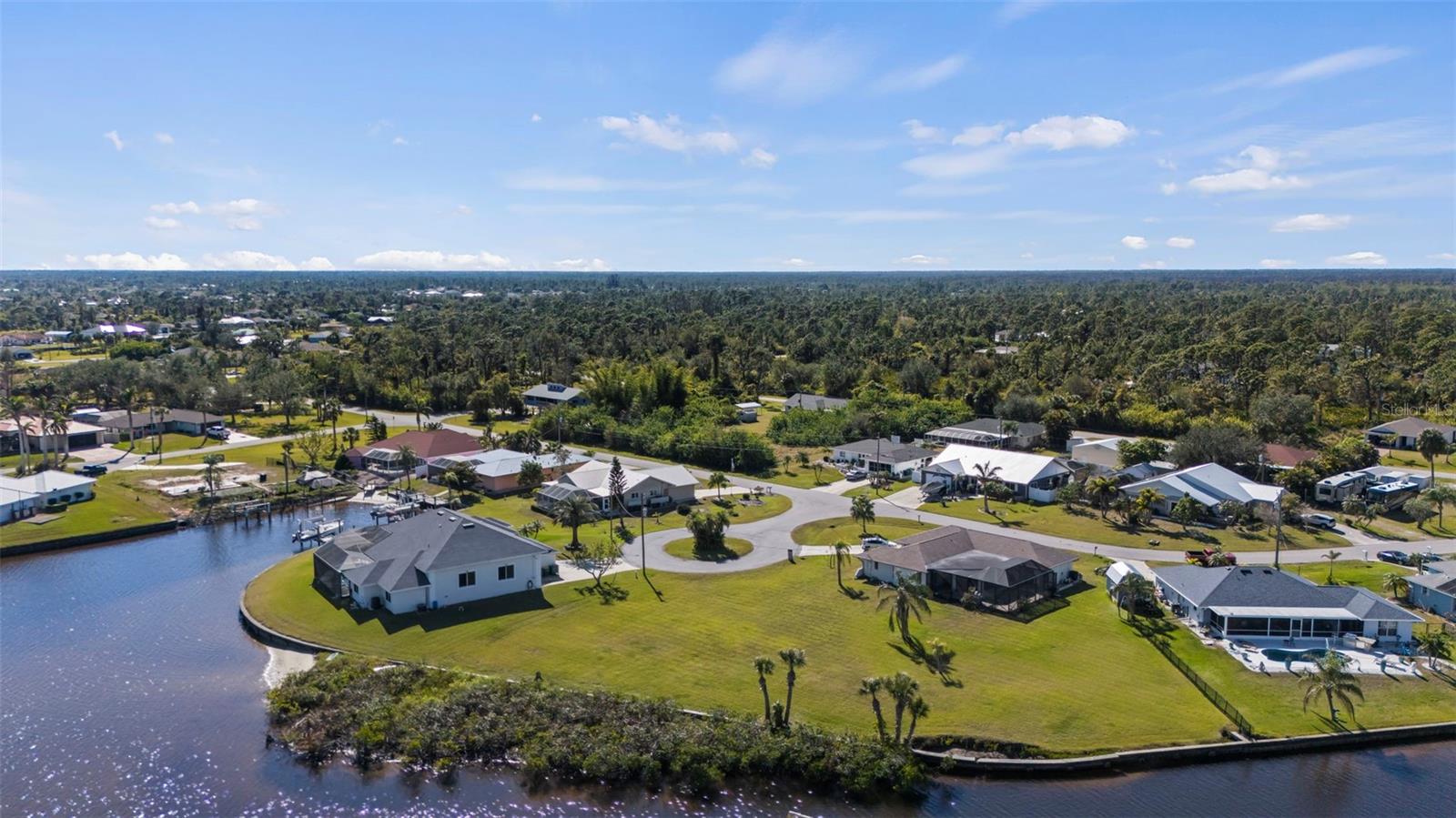 3528 Fox Ter Property Photo 9