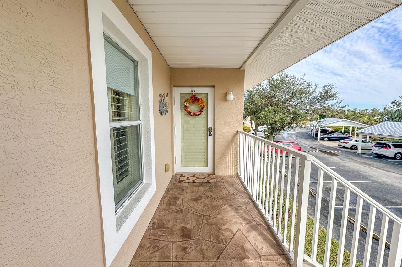 9550 Fiddlers Green Cir #207 Property Photo