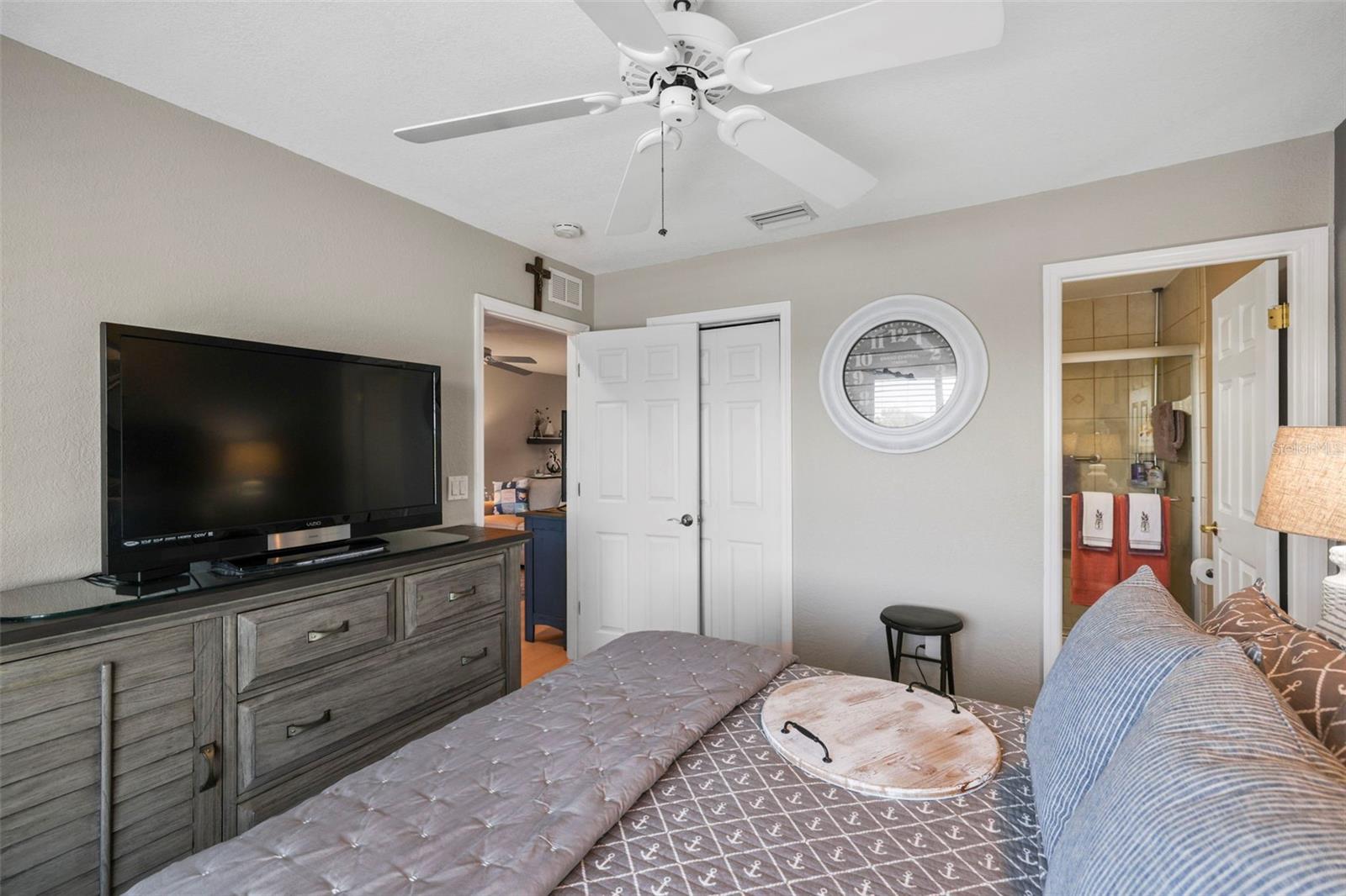 4072 Oakview Dr #c8 Property Photo 28