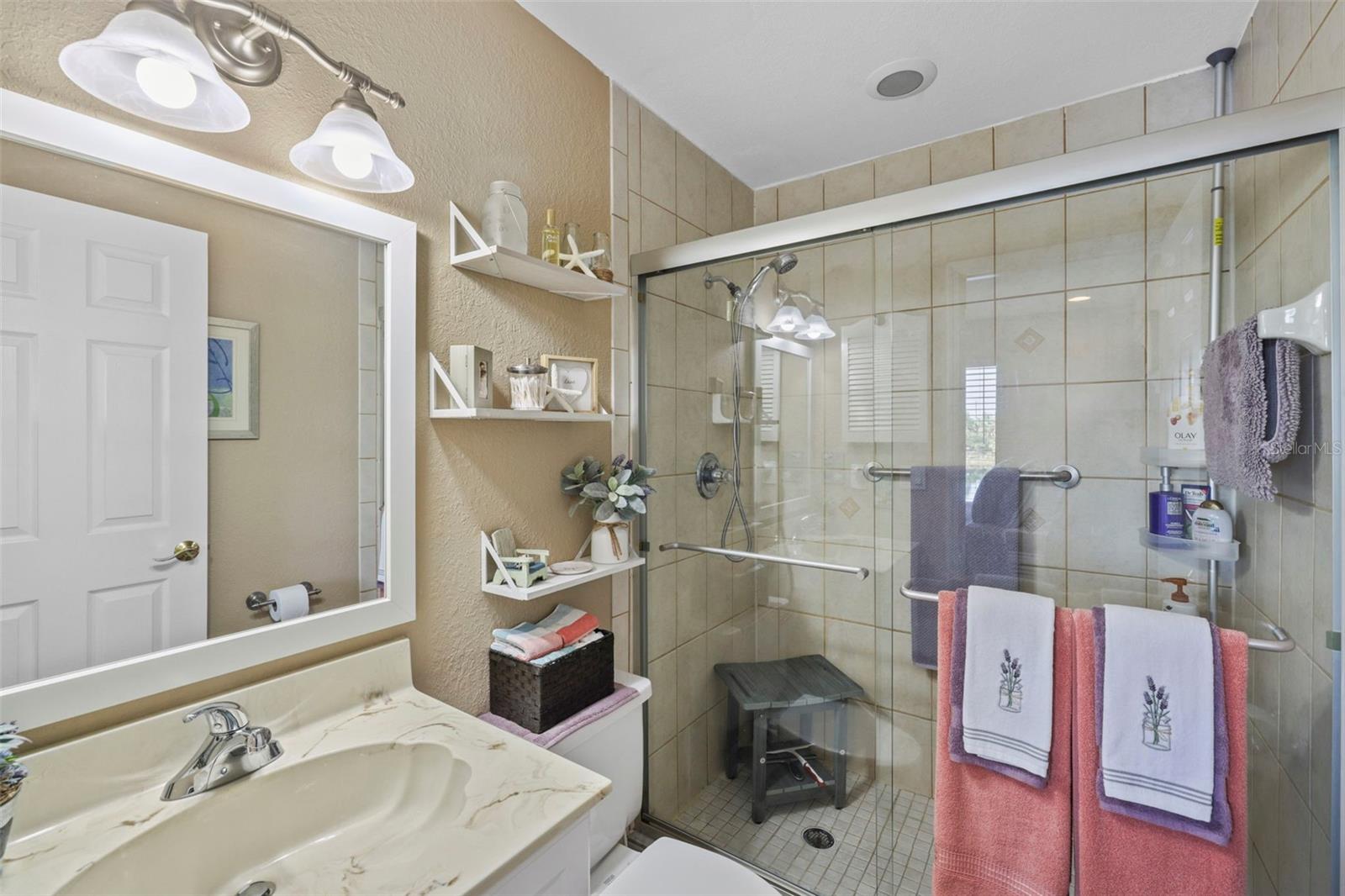 4072 Oakview Dr #c8 Property Photo 29