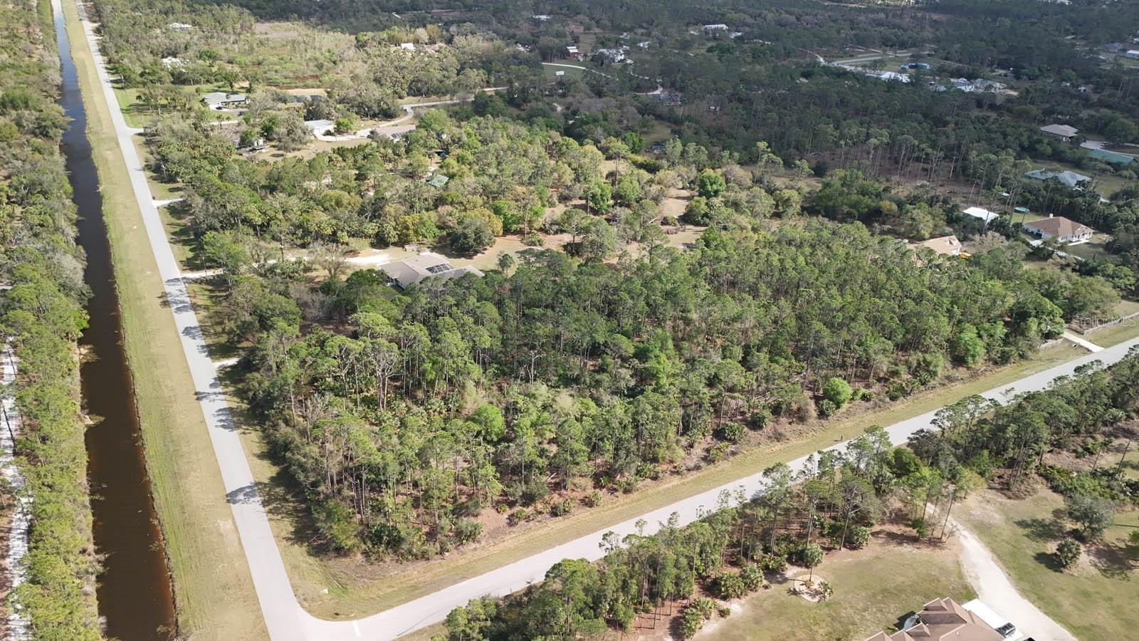 Estates Drive Property Photo 3