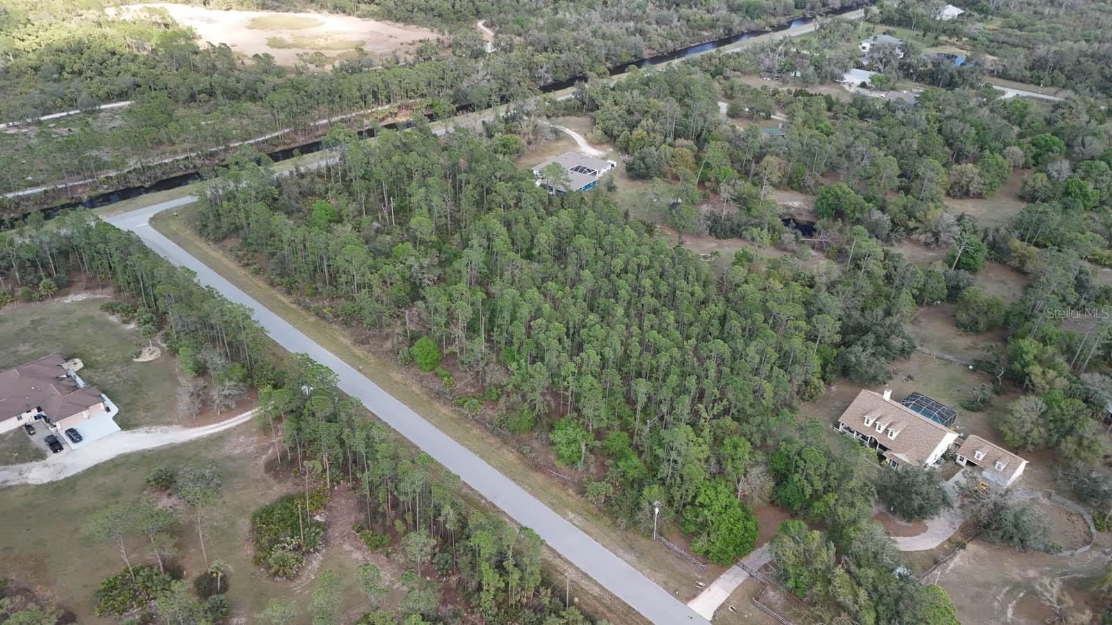 Estates Drive Property Photo 5