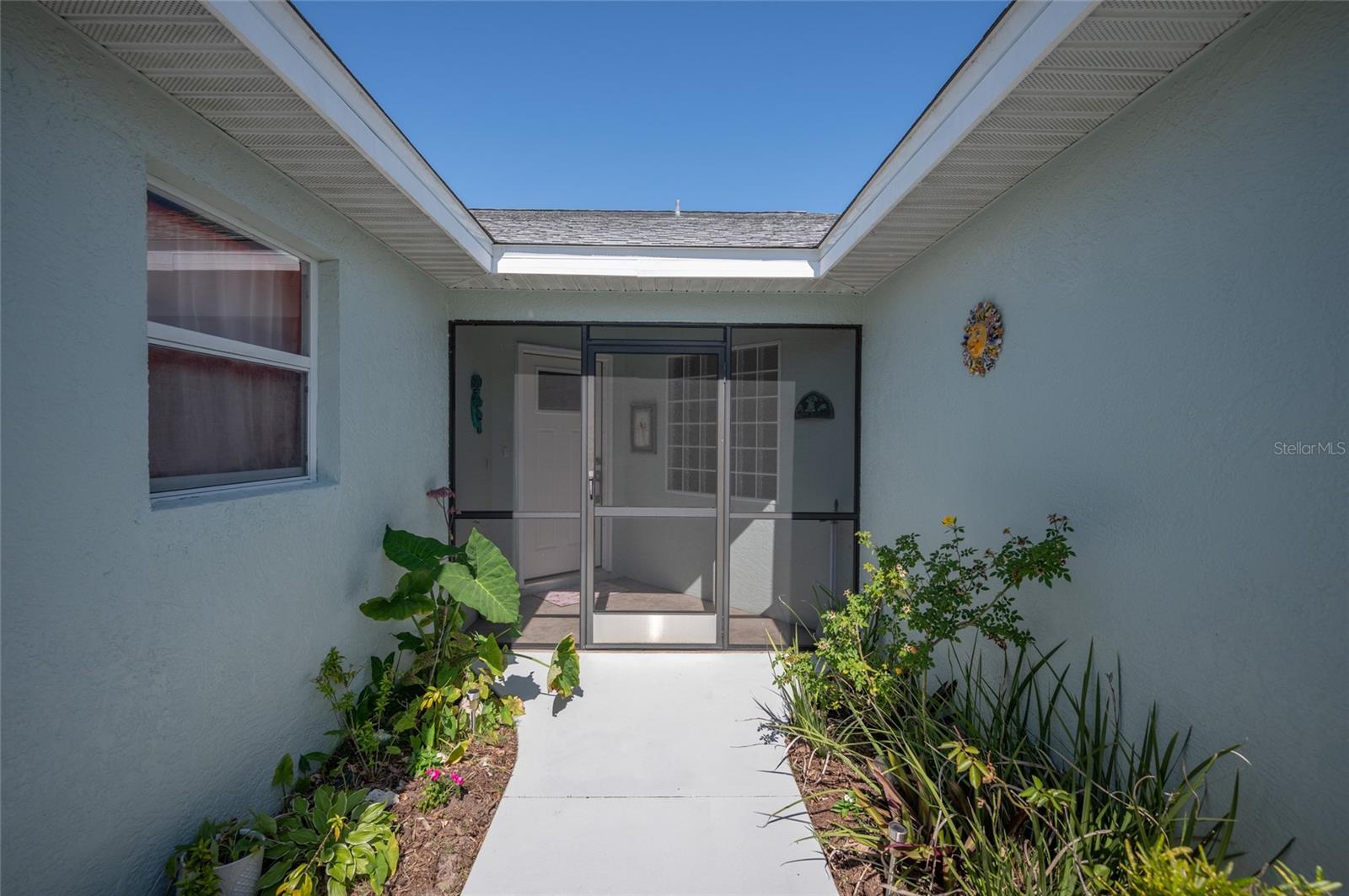 14382 Lillian Cir Property Photo 4