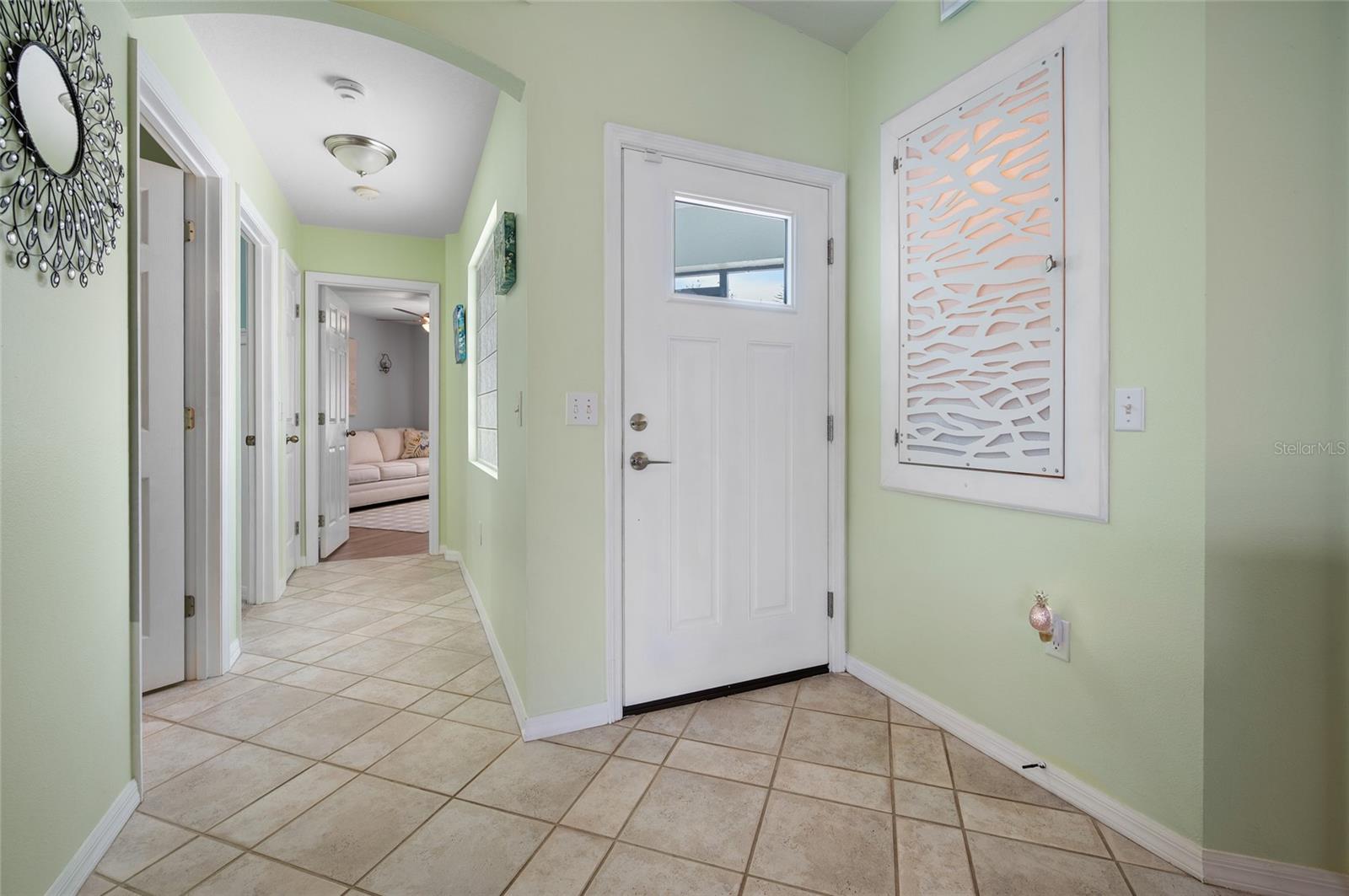 14382 Lillian Cir Property Photo 5
