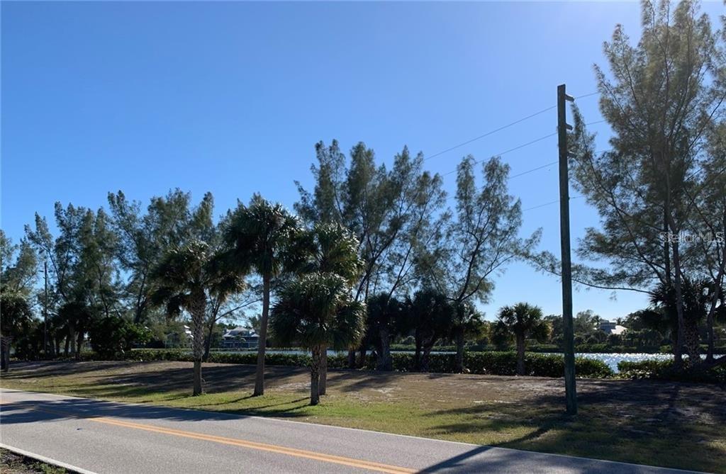 16080 Gulf Shores Dr Property Photo 4