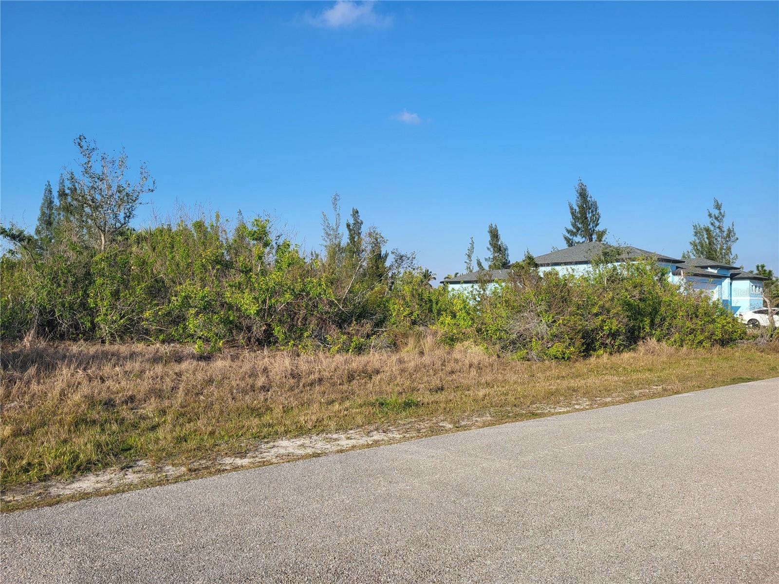 15245 Taurus Cir Property Photo 2