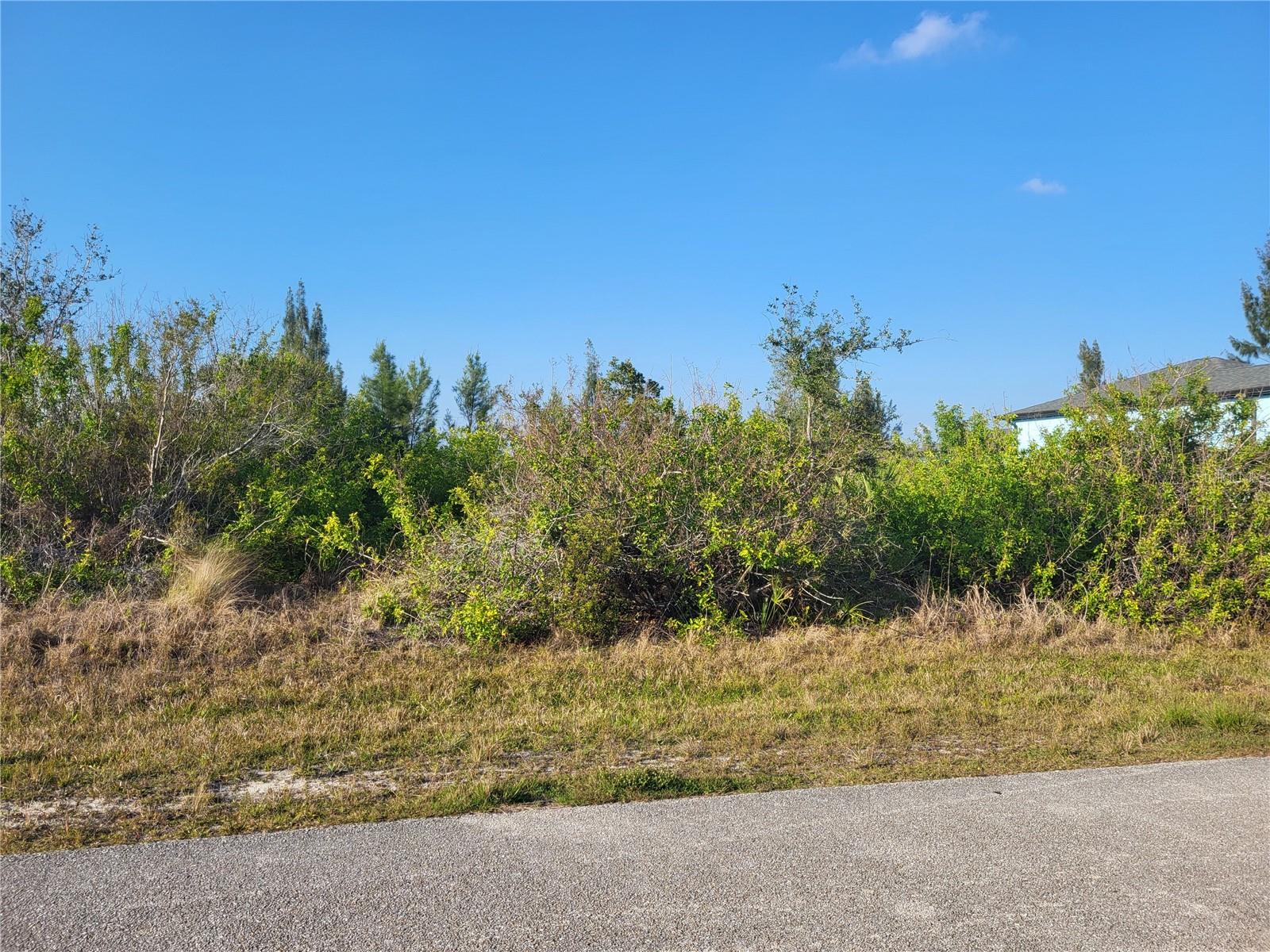15245 Taurus Cir Property Photo 3