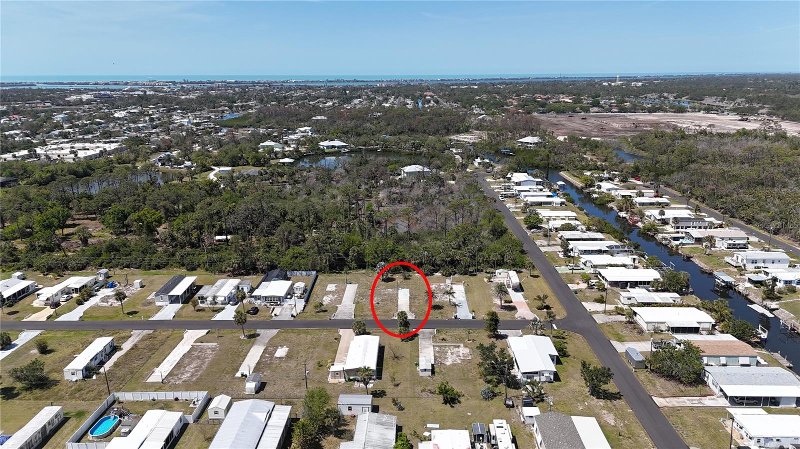 1256 Ibis Dr Property Photo 3