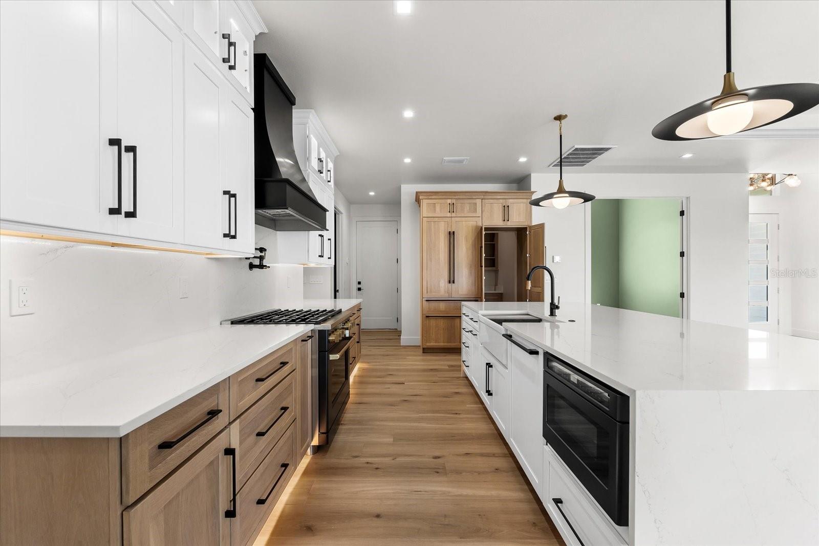 15012 Alsask Cir Property Photo 18