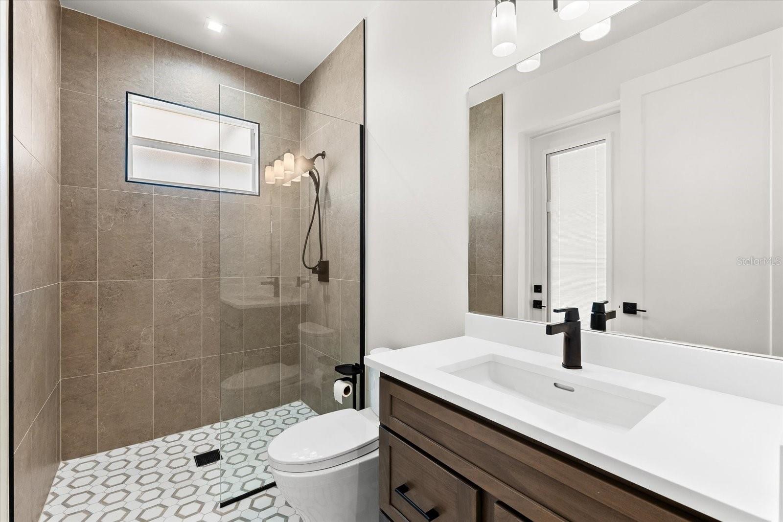 15012 Alsask Cir Property Photo 41