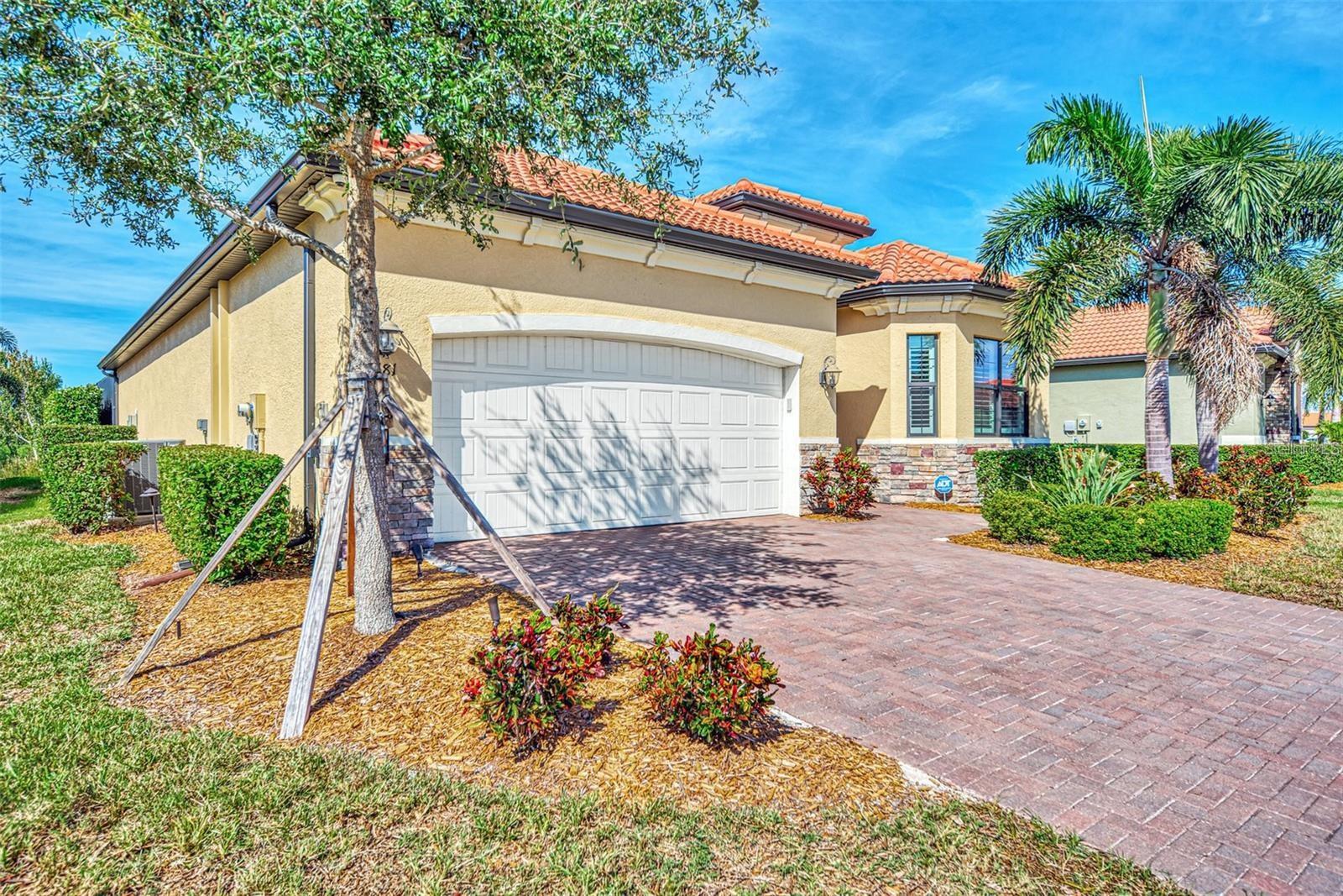 24181 Gallberry Dr Property Photo 1
