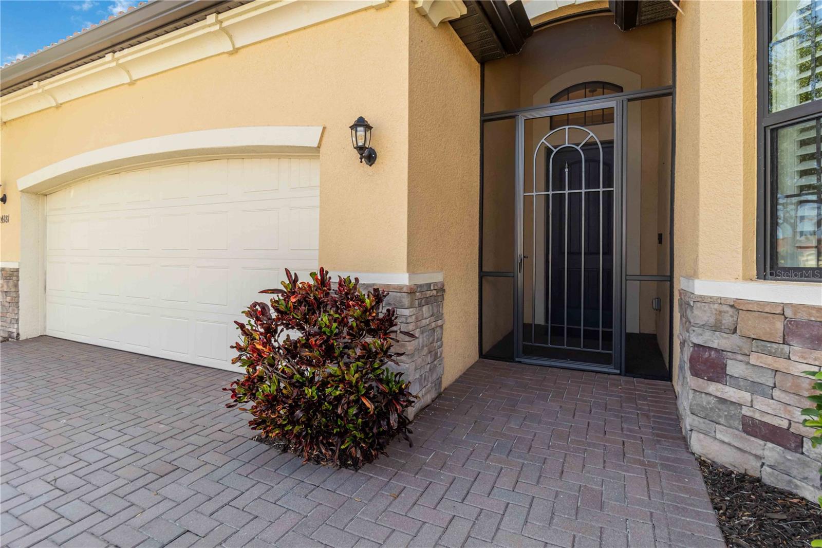 24181 Gallberry Dr Property Photo 4