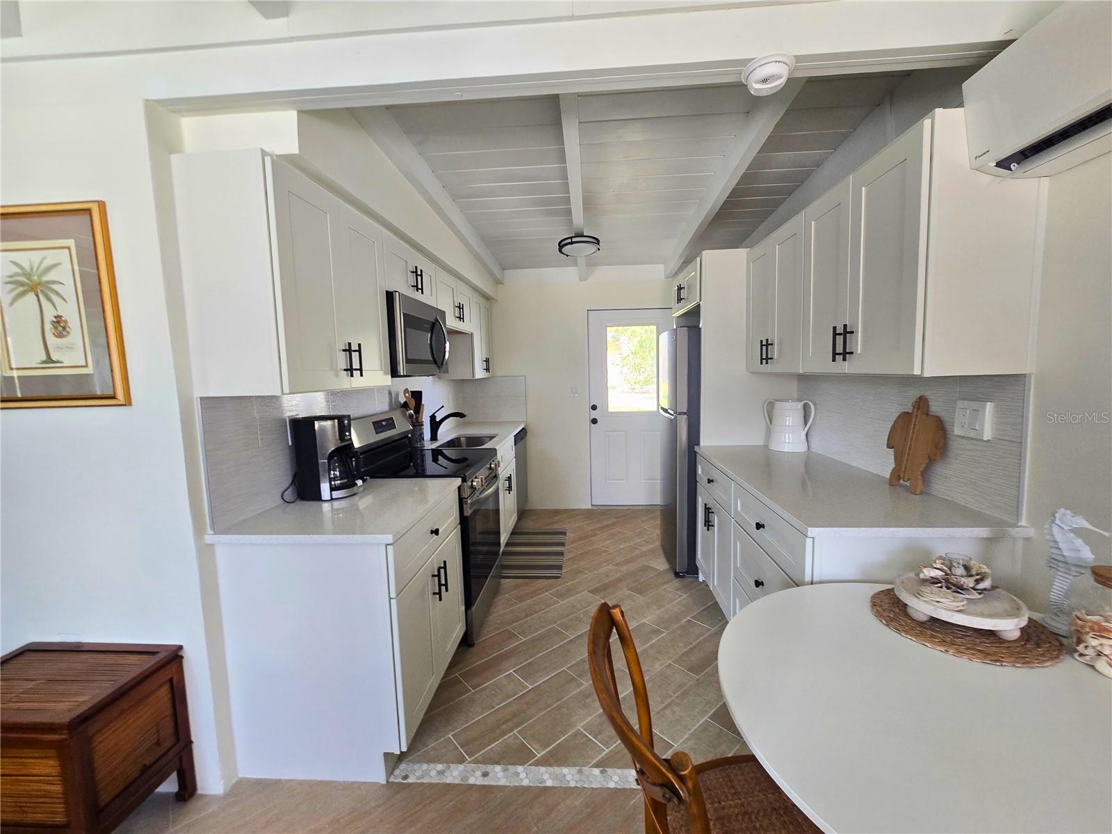 1270 Gulf Blvd #a&b Property Photo 3