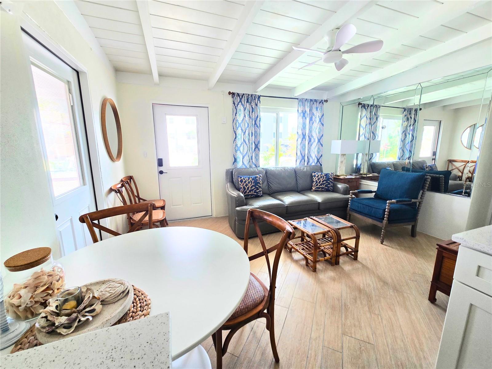 1270 Gulf Blvd #a&b Property Photo 5