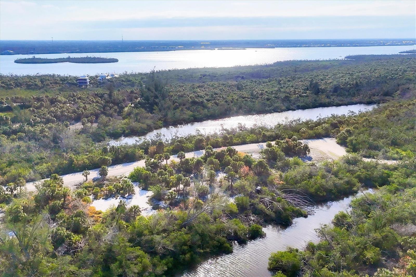 6150 Rum Cove Dr Property Photo 6