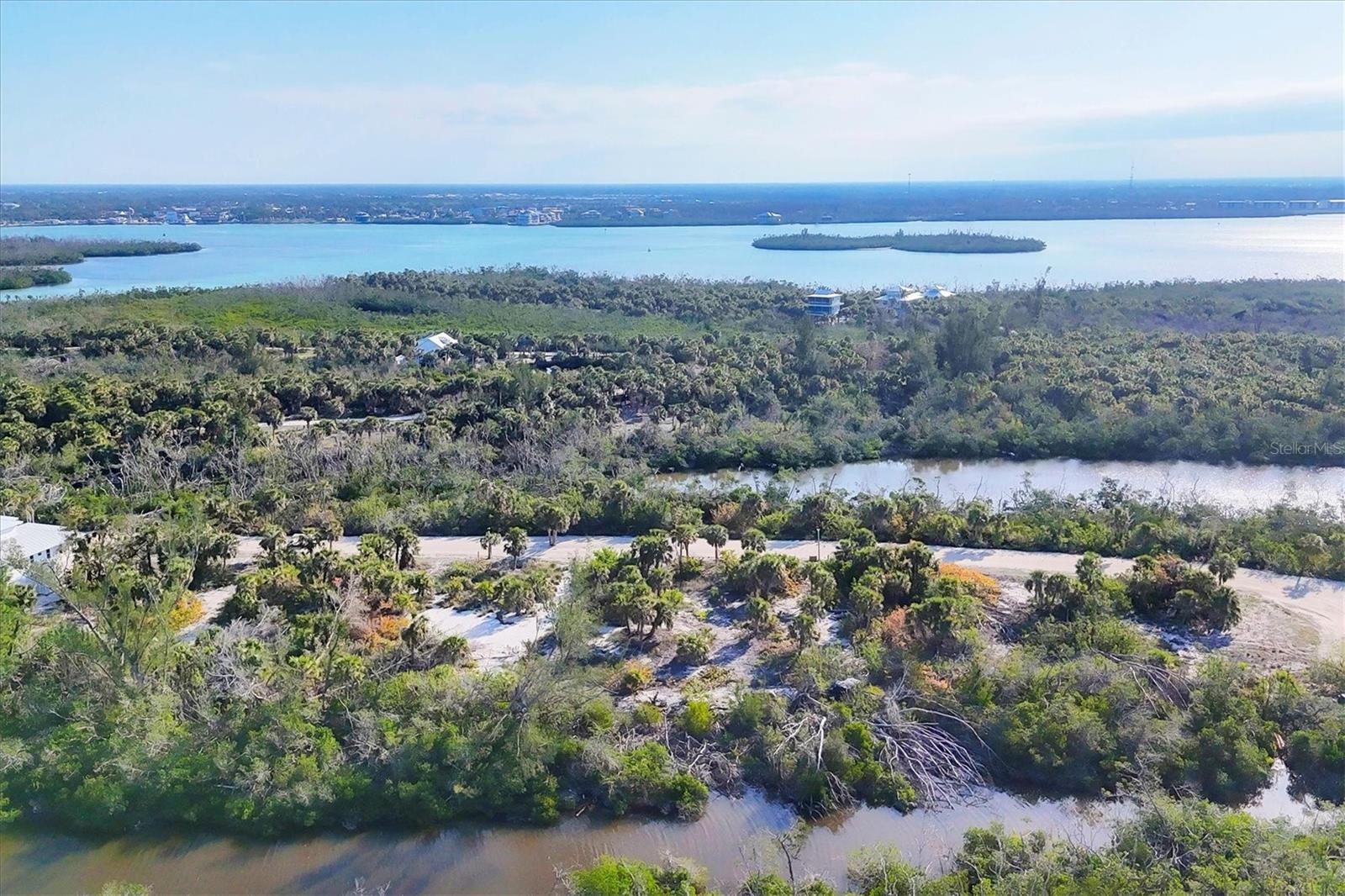 6150 Rum Cove Dr Property Photo 7