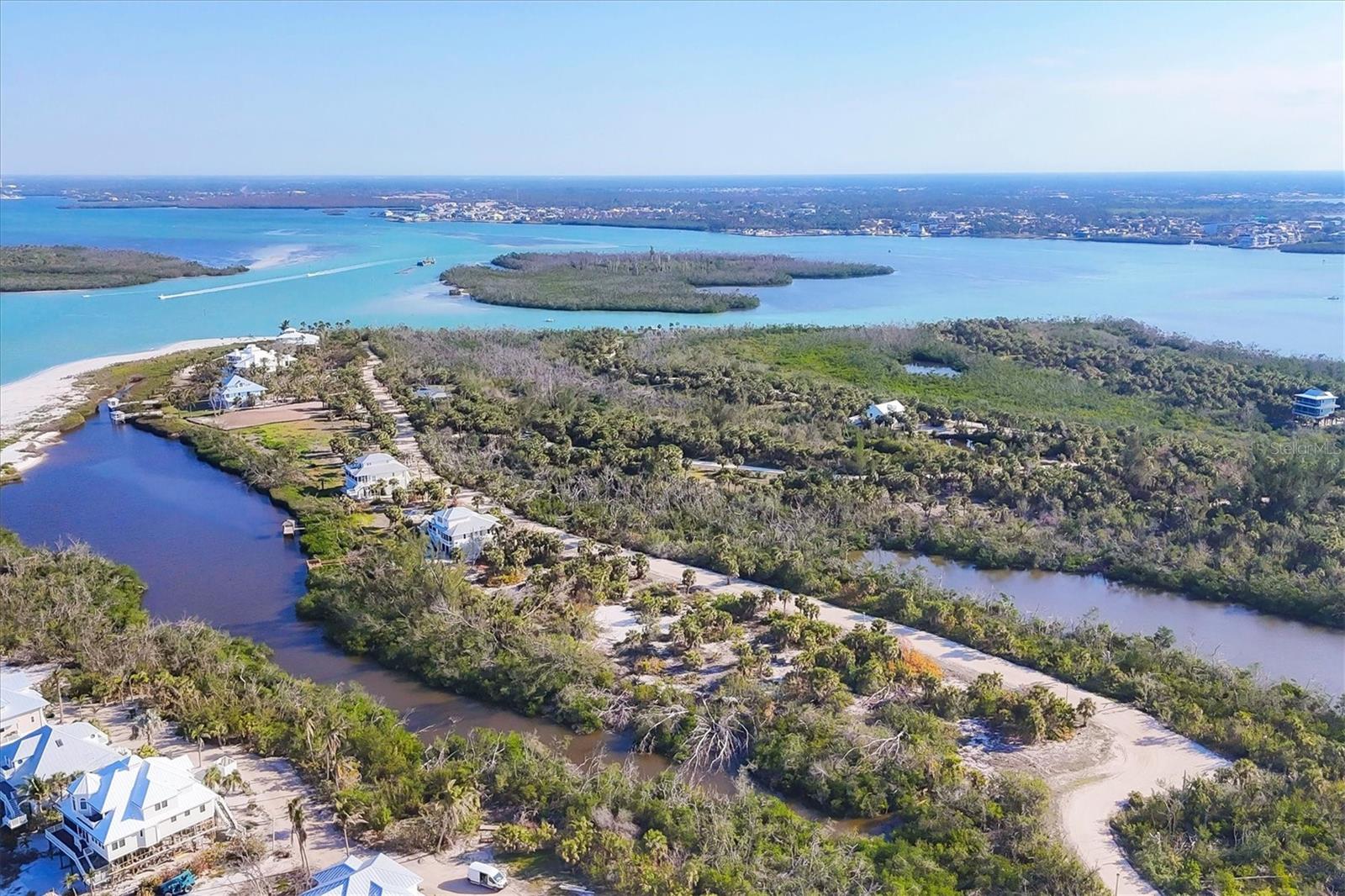 6150 Rum Cove Dr Property Photo 8