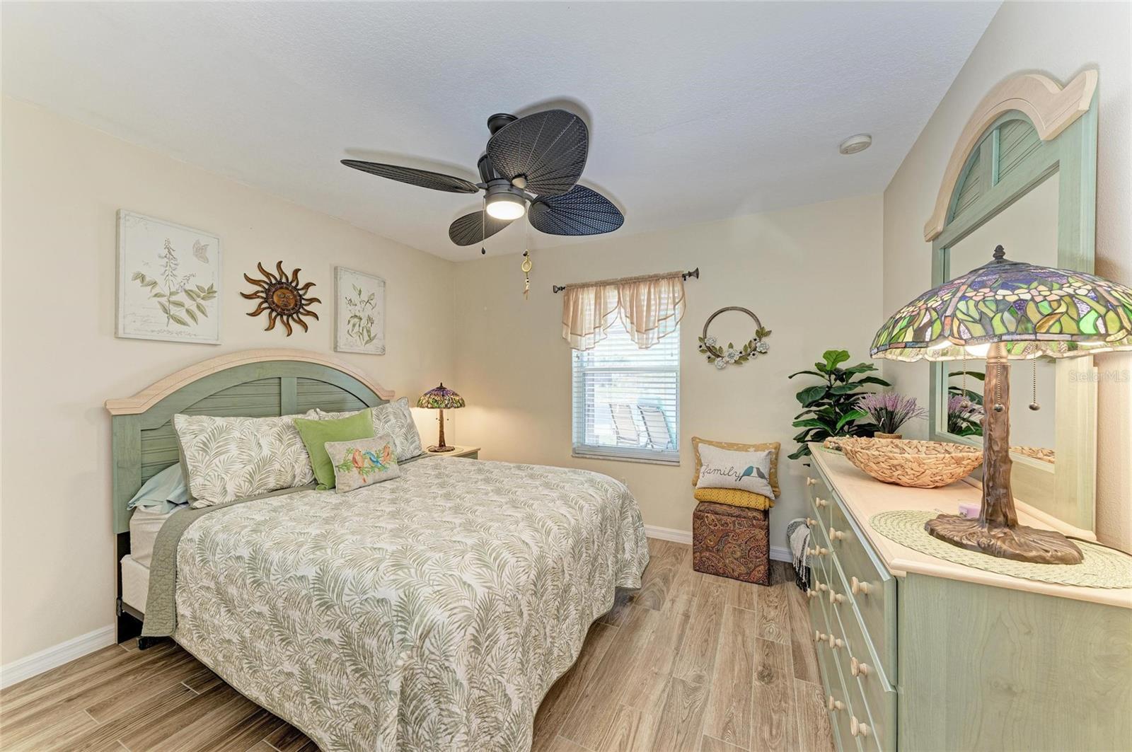 9404 Arnaz Cir Property Photo 31