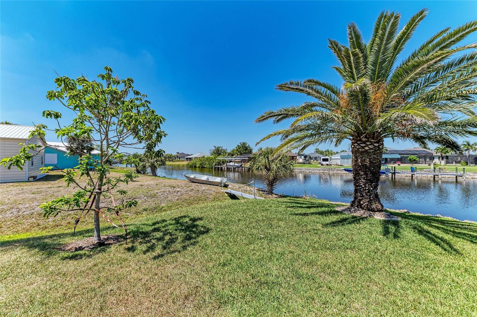 9404 Arnaz Cir Property Photo 48