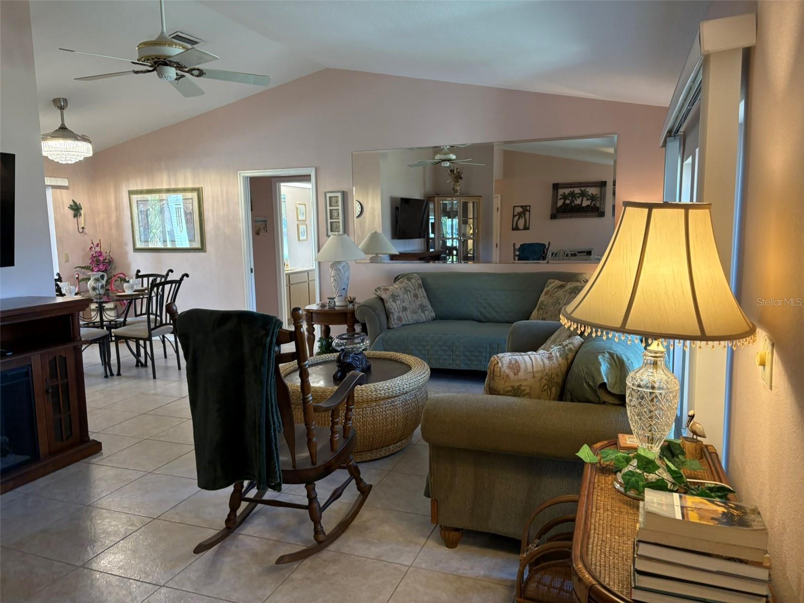 17377 Lake Worth Blvd Property Photo 4