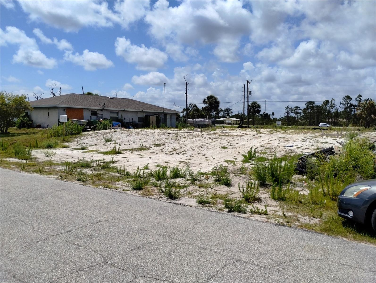 11320 Poplin Ave Property Photo 5