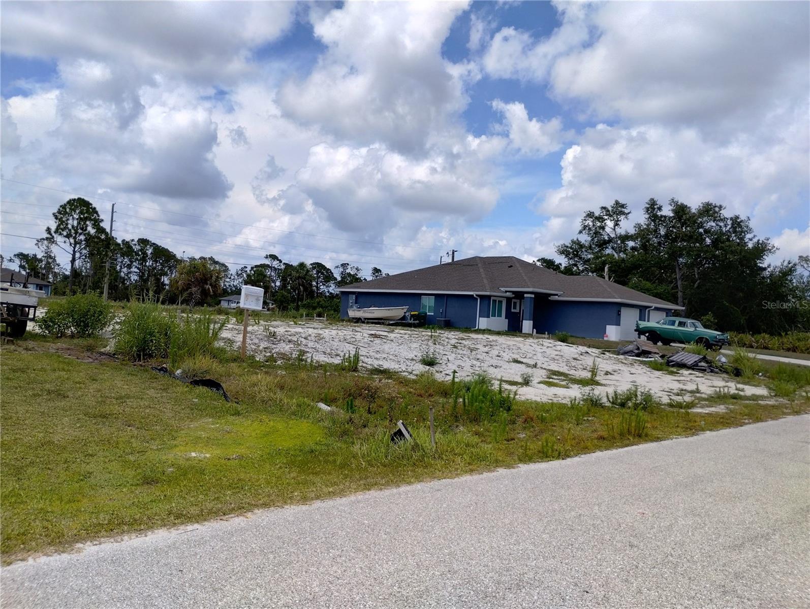 11320 Poplin Ave Property Photo 8