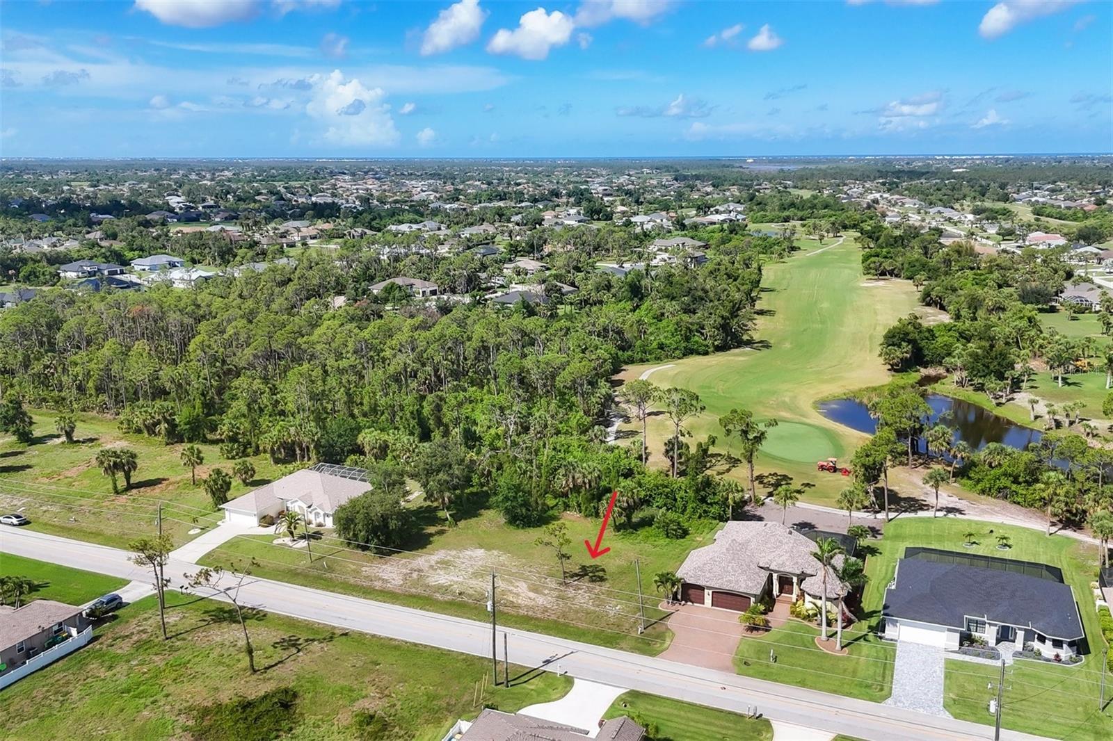 760 Rotonda Cir Property Photo 4
