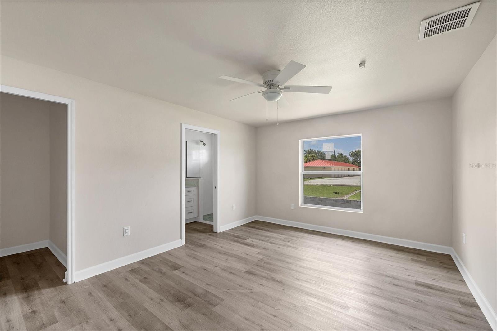 234 Boundary Blvd Property Photo 29