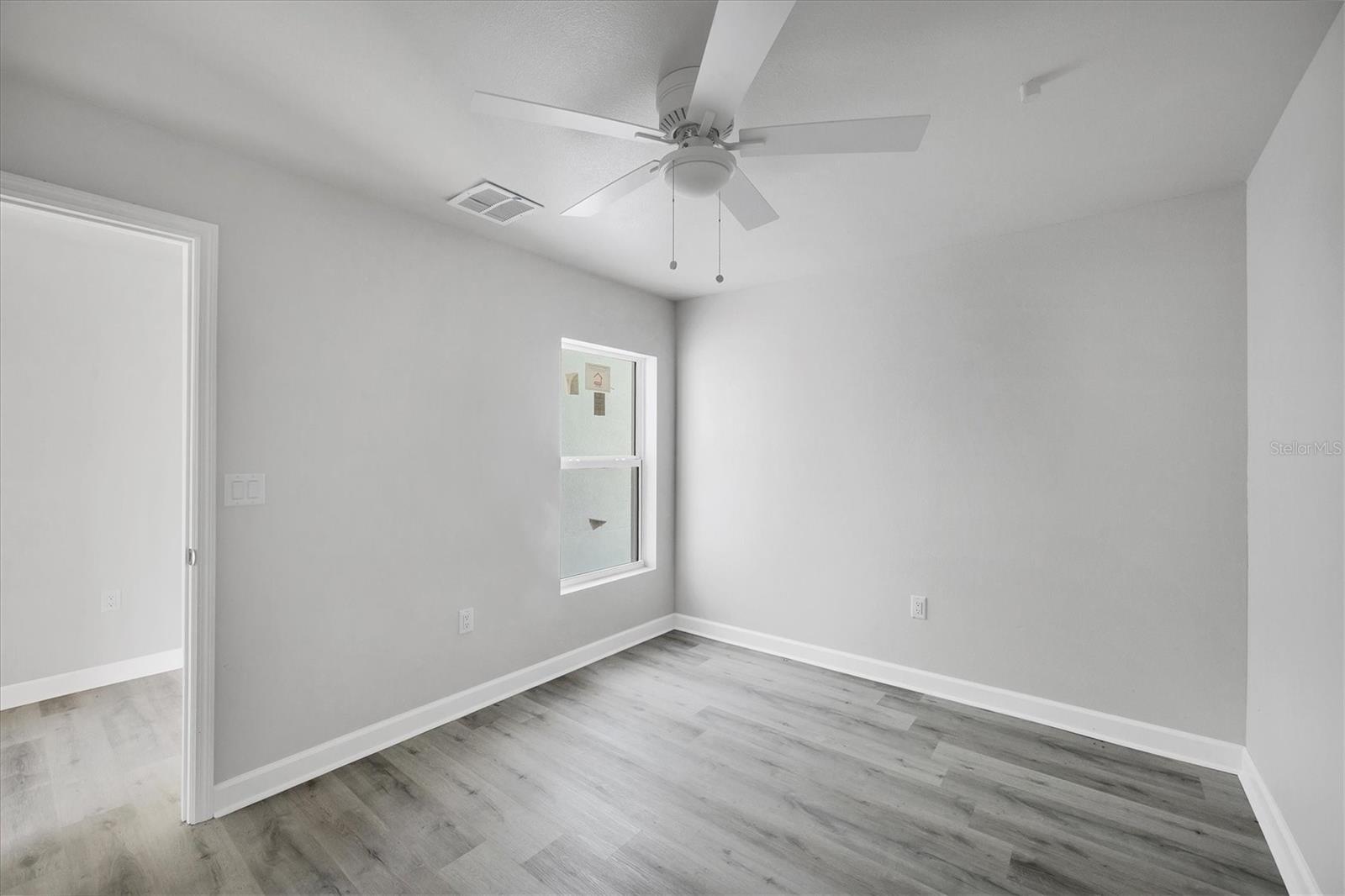 234 Boundary Blvd Property Photo 45