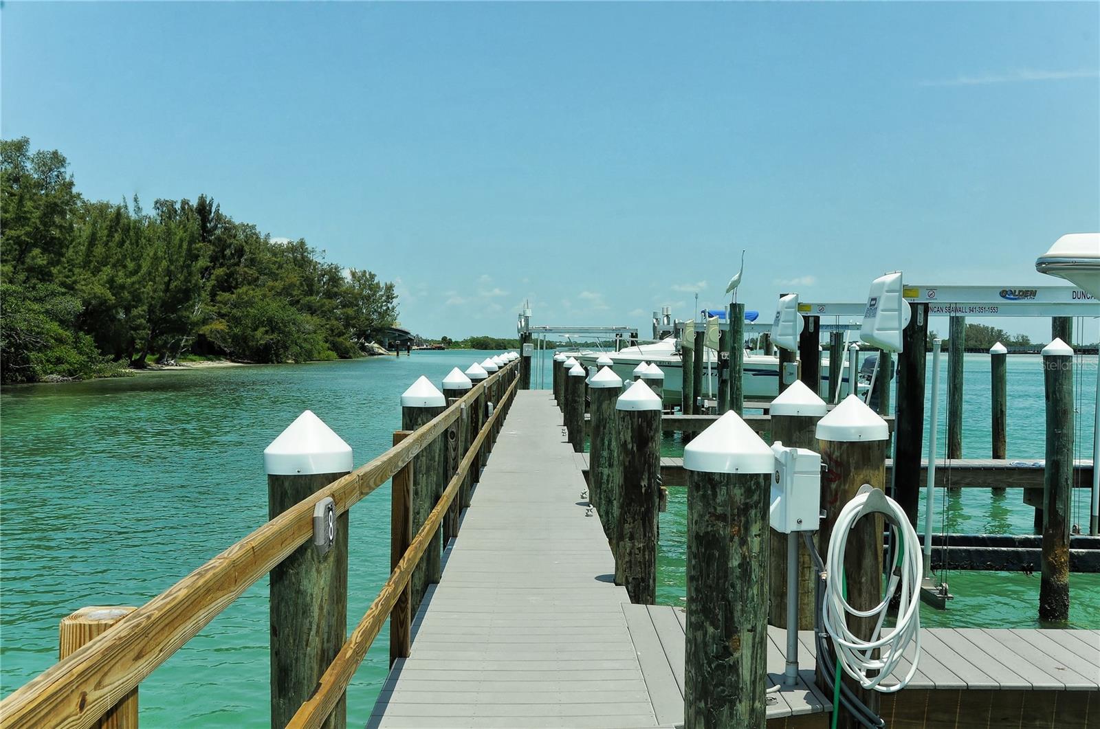 6040 Boca Grande Cswy #5 Property Photo 2