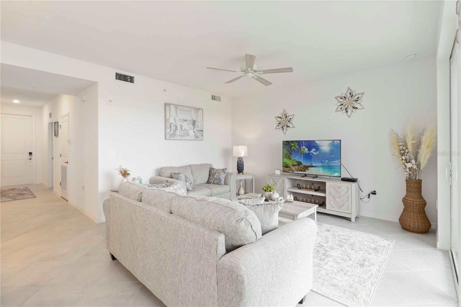 17625 Opal Sand Dr #302 Property Photo 9