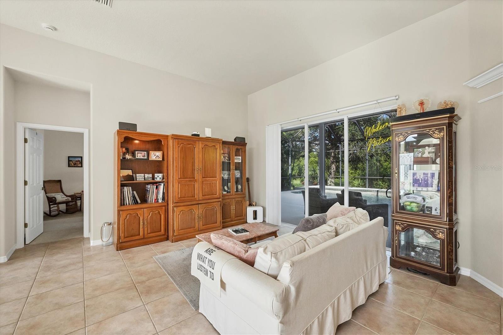 4 Windward Way Property Photo 7
