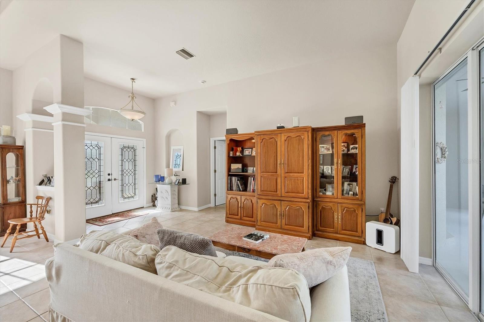 4 Windward Way Property Photo 8
